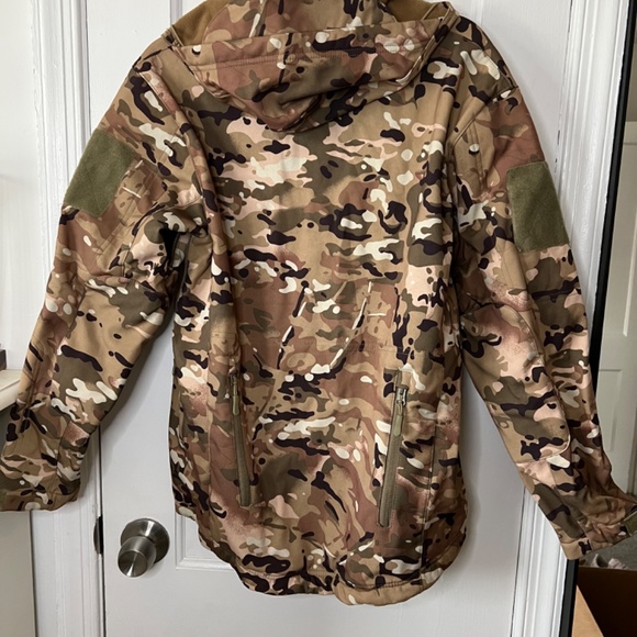Camo Jacket Ski/Snowboard Water Proof - Small - Picture 3 of 3
